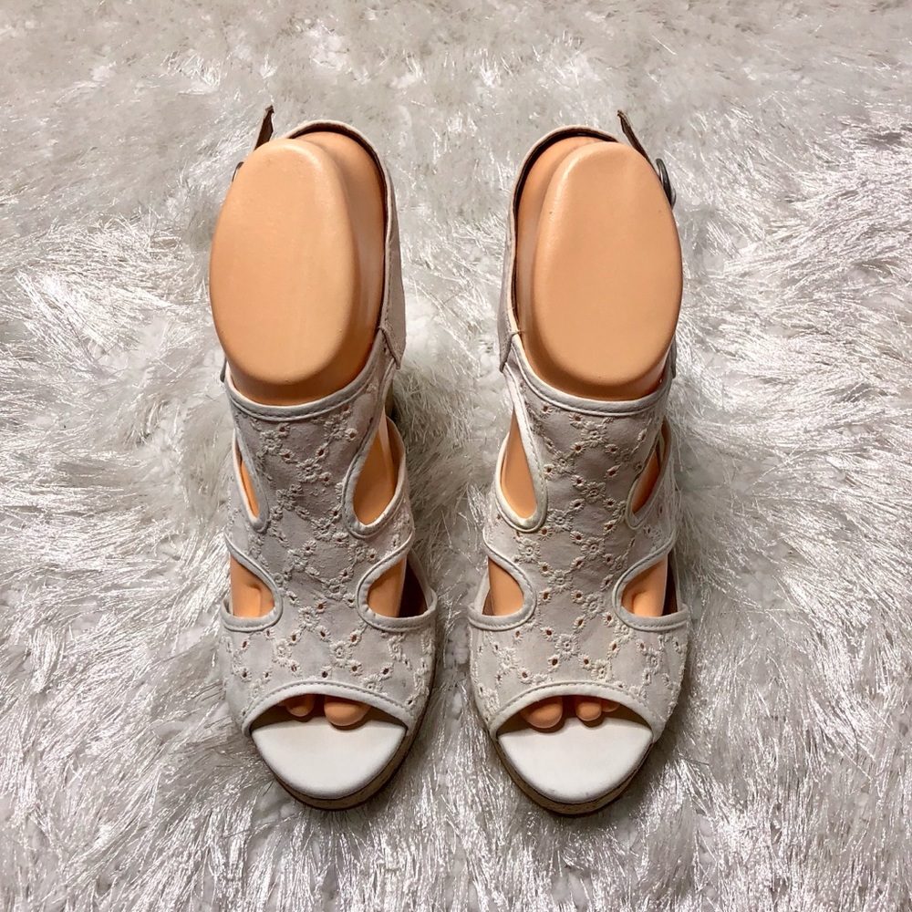 Lucky Brand 9M White Cotton Cork Wedge Sandals